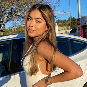 Meet your Posher, Jazmin